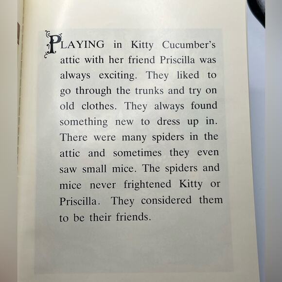 1980s Kitty Cucumber notebook and illustrated book, NWT - Picture 9 of 12